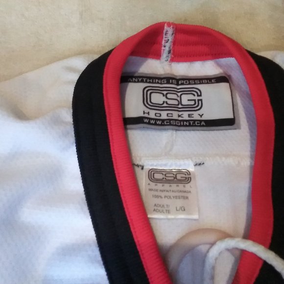 Canadian National Railways Signed Official Hockey Jersey.Size L. - Picture 7 of 11